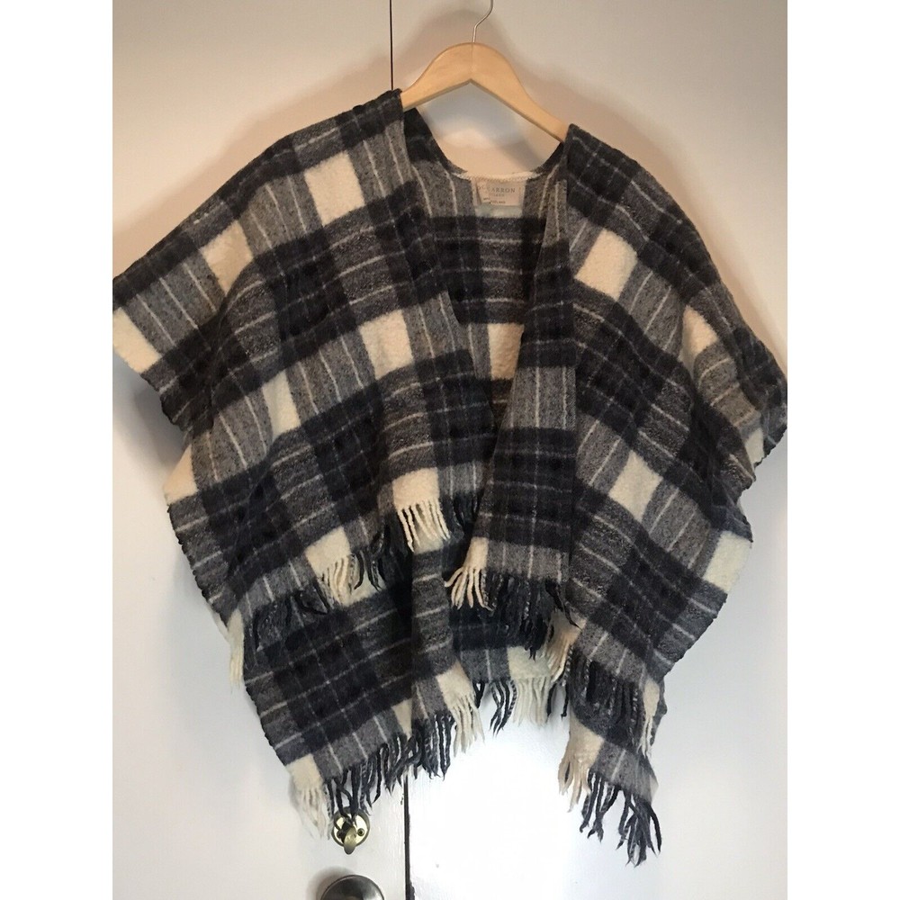 LOCH CARRON  OF SCOTLAND 100% WOOL PILE  SCARF/SHWAL/WRAP